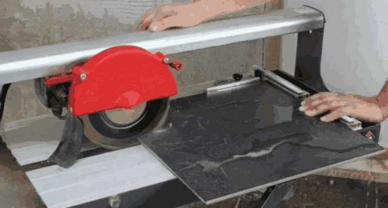 揭秘瓷砖开裂的8种原因 瓷砖胶,背胶,朗凯奇,防水涂料,防水材料