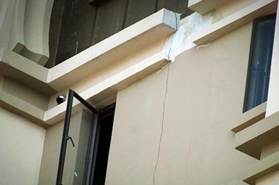 墙体裂缝漏水如何做防水处理?墙面防水措施 墙面防水,防水涂料厂家,防水材料,混凝土自防水,朗凯奇