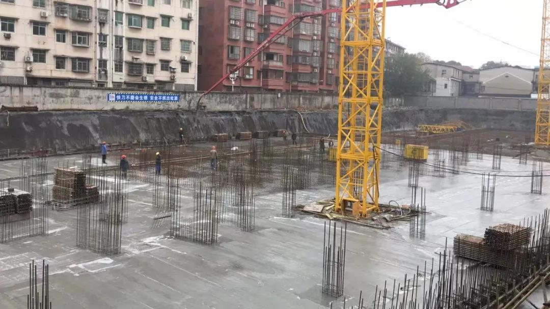 朗凯奇自愈合防水系统,掀起地下防水工程新篇章 结构自防水,朗凯奇,自愈合防水系统,混凝土养护完成.jpg