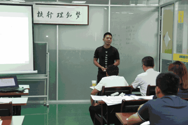 人人都是产品专家——朗凯奇开展内部培训和业务技能演讲比赛 朗凯奇,朗凯奇防水,防水涂料,防水材料厂家,涂料加盟,防水材料